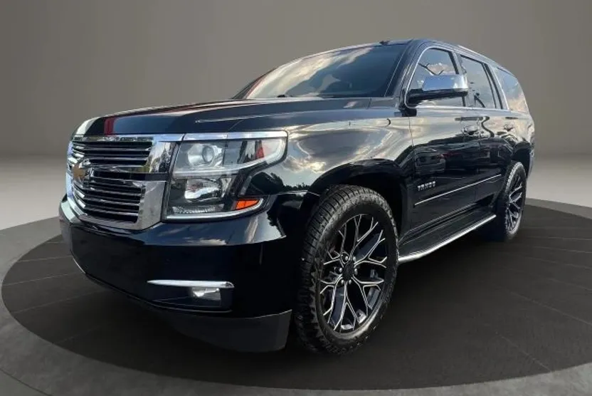 2015 Chevrolet Tahoe LTZ photo 1