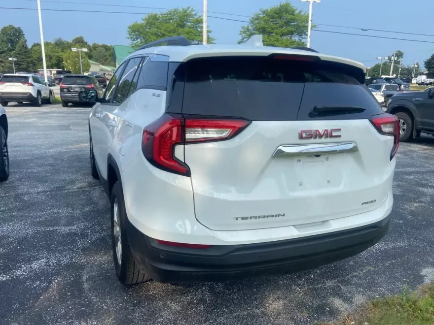 2023 Gmc Terrain SLE photo 1