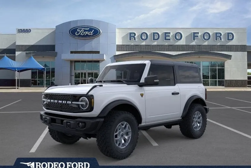 2025 Ford Bronco Badlands photo 1