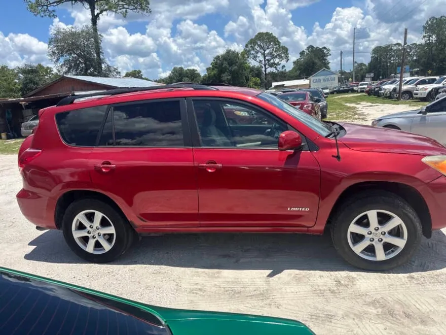 2006 Toyota RAV4 Limited photo 1