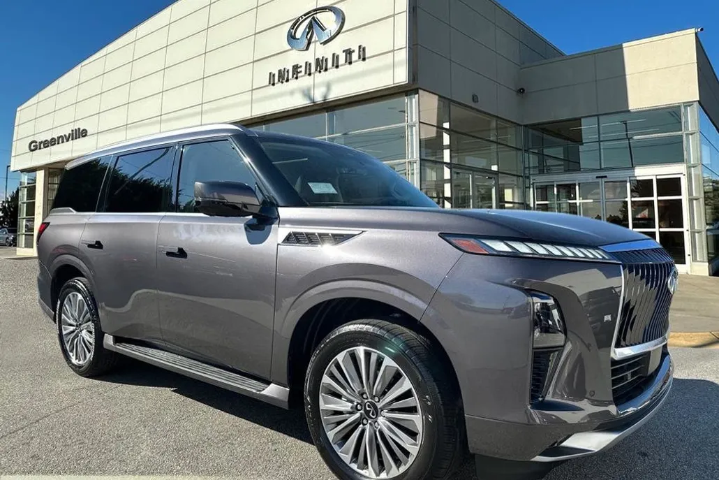 2025 Infiniti QX80 Luxe photo 1