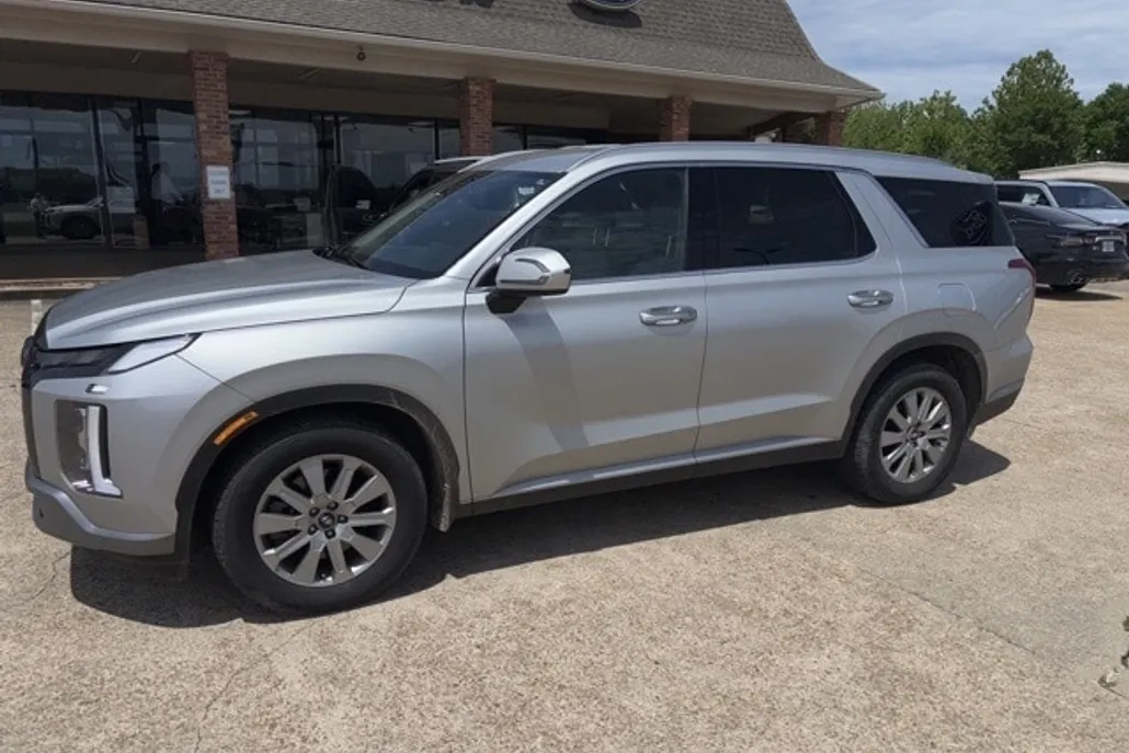 2023 Hyundai Palisade SEL photo 1