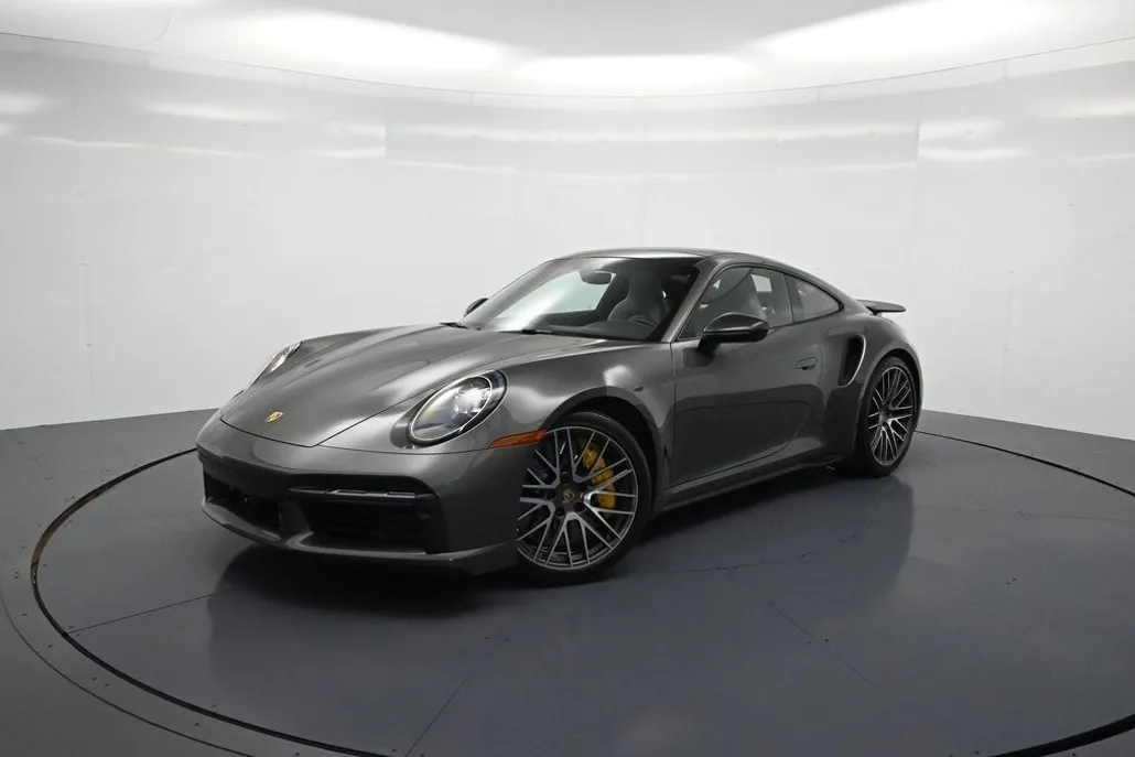 2021 Porsche 911 Turbo S photo 1