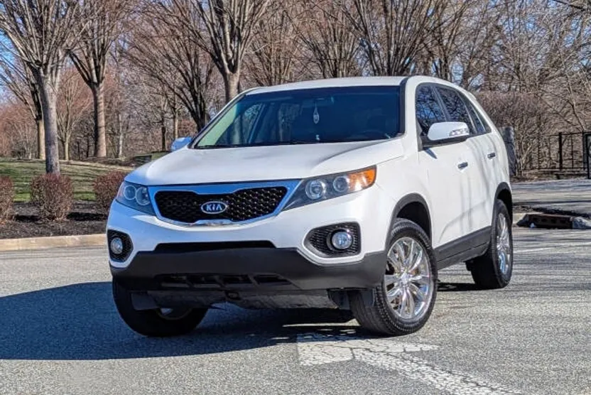 2011 Kia Sorento EX photo 1