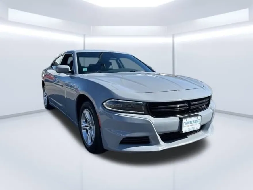 2022 Dodge Charger SXT photo 1