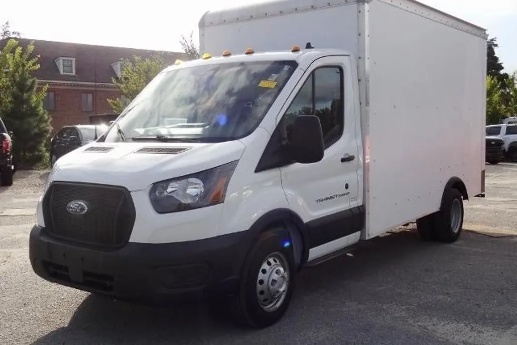 2022 Ford Transit photo 1