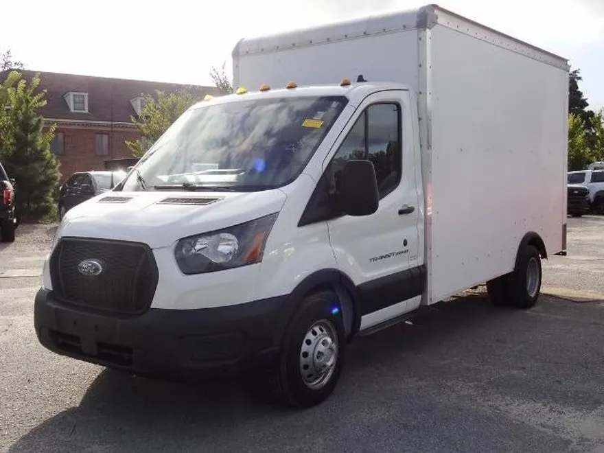 2022 Ford Transit photo 1