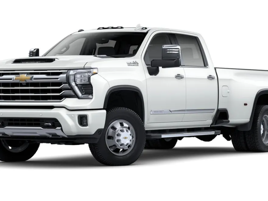 2025 Chevrolet Silverado 3500HD High Country photo 1