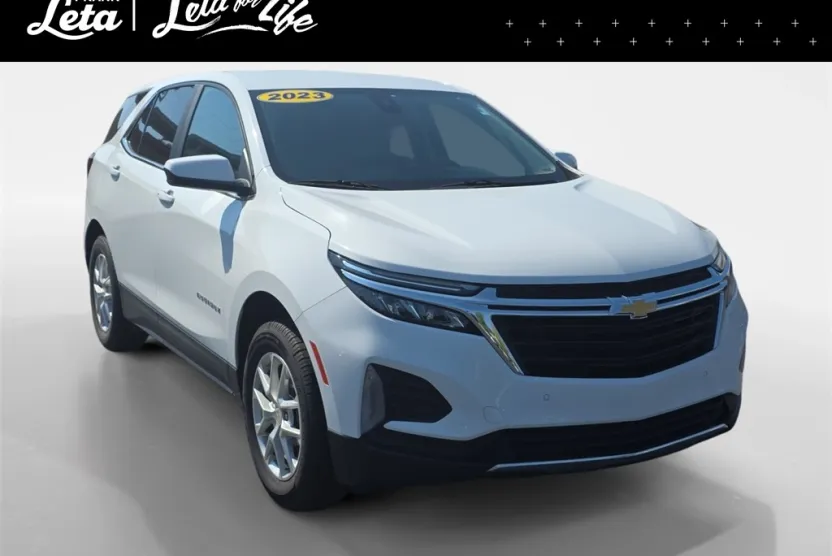 2023 Chevrolet Equinox LT photo 1