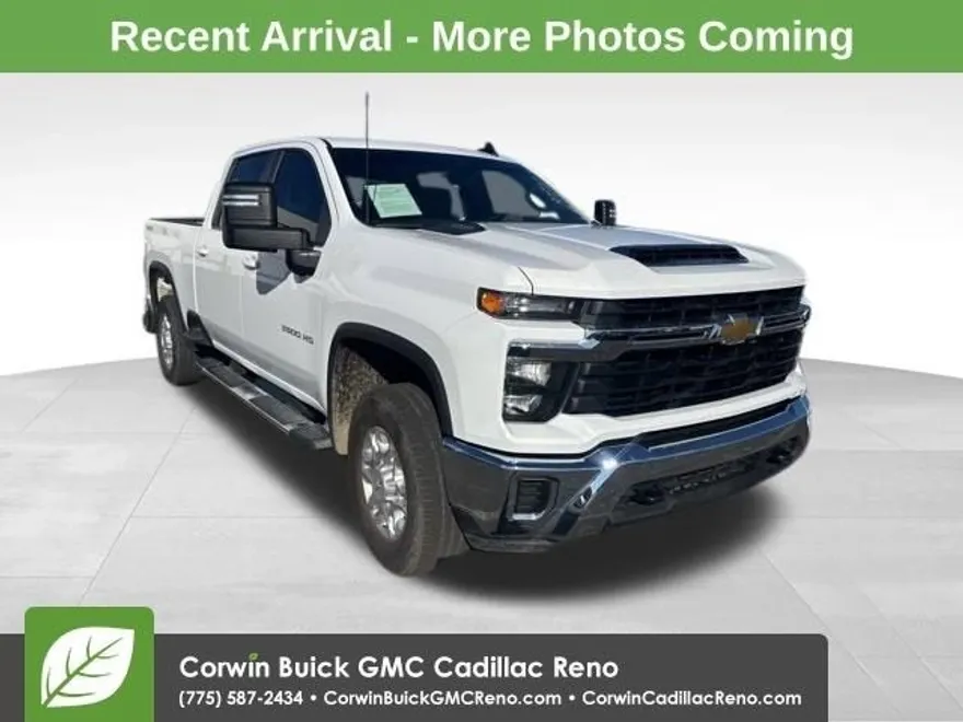 2024 Chevrolet Silverado 3500HD LT photo 1