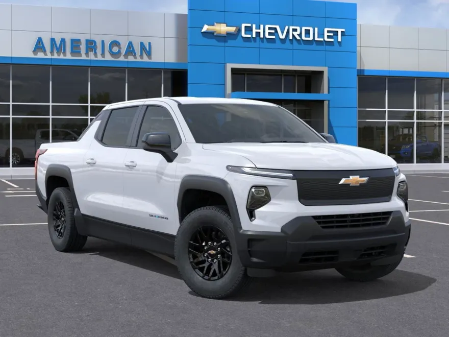 2026 Chevrolet Silverado EV photo 1
