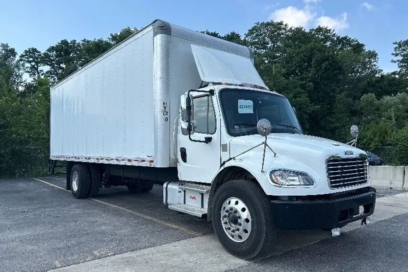 2022 Freightliner M2 106 Medium Duty photo 1