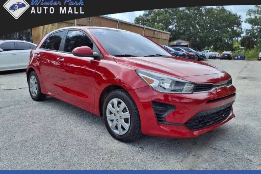 2022 Kia Rio S photo 1