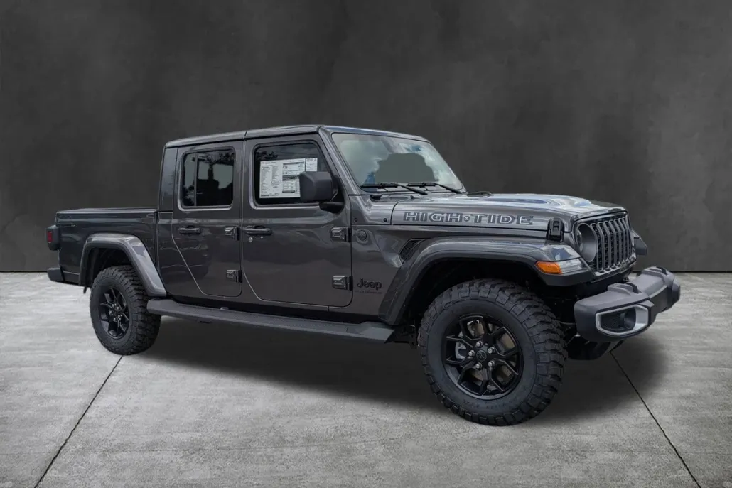 2025 Jeep Gladiator Sport photo 1