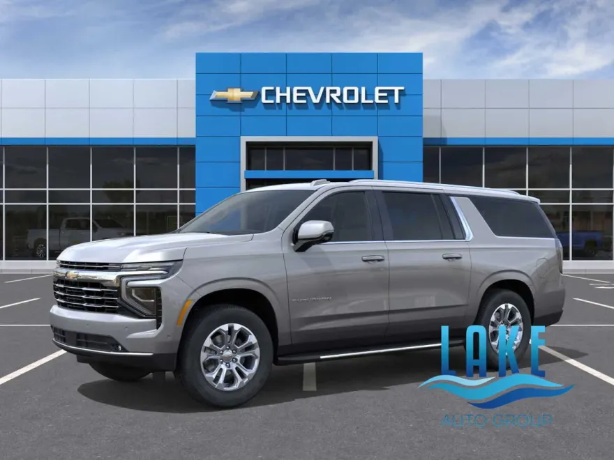 2025 Chevrolet Suburban LT photo 1