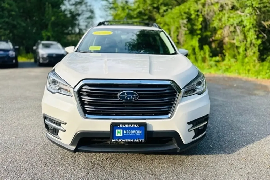 2022 Subaru Ascent Limited photo 1