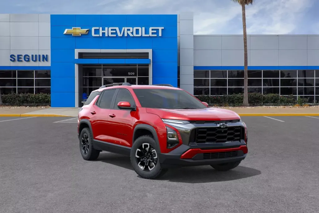 2026 Chevrolet Equinox ACTIV photo 1