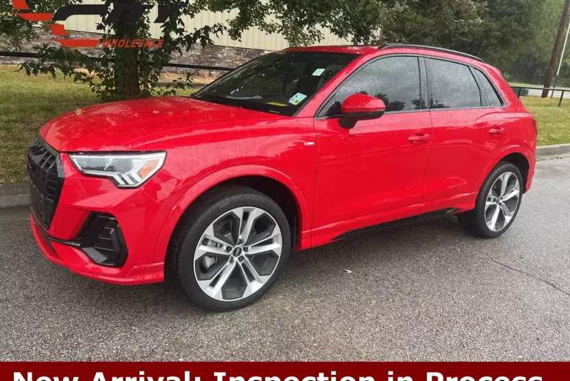 2022 Audi Q3 S line Premium Plus photo 1
