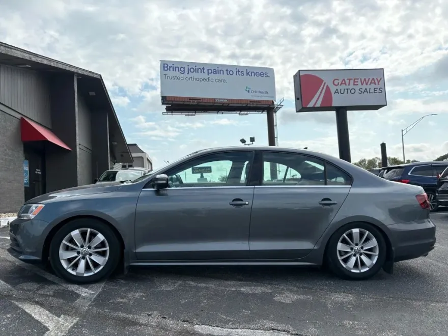 2016 Volkswagen Jetta 1.4T photo 1