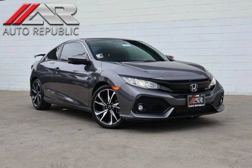 2018 Honda Civic Si photo 1