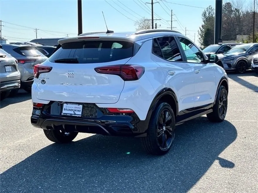 2025 Buick Encore GX Sport Touring photo 1