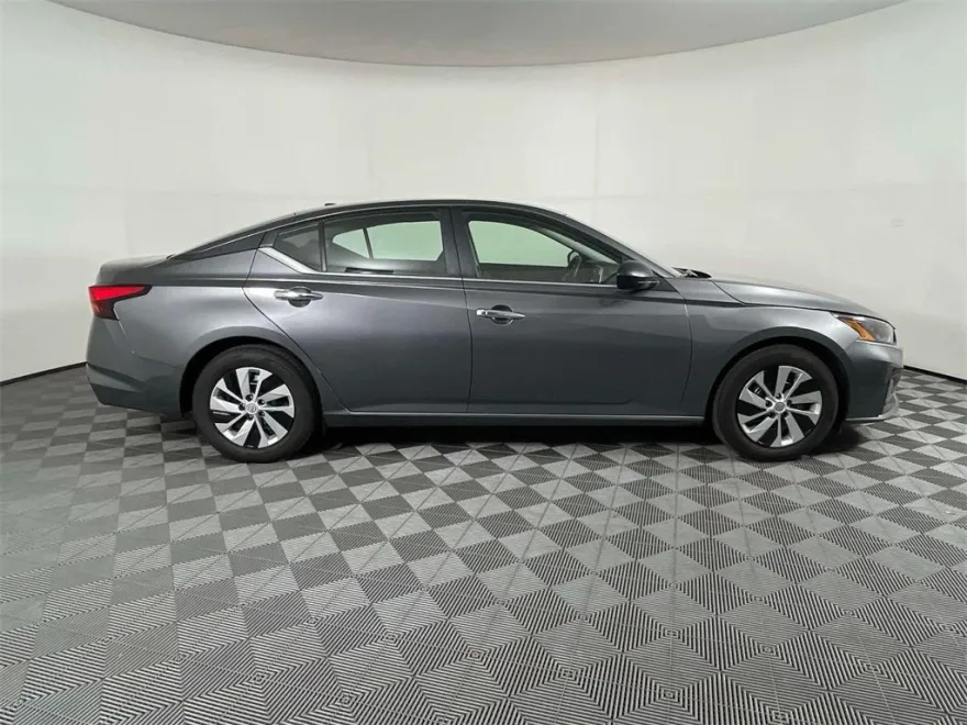 2025 Nissan Altima 2.5 S photo 1