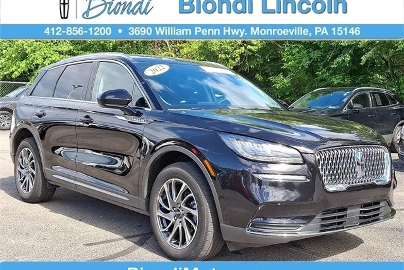 2022 Lincoln Corsair Standard photo 1