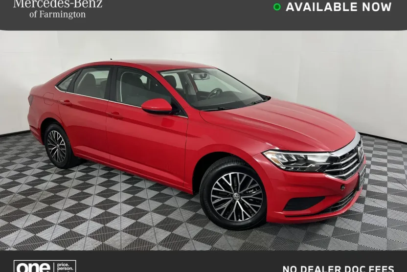 2021 Volkswagen Jetta SE R-Line photo 1