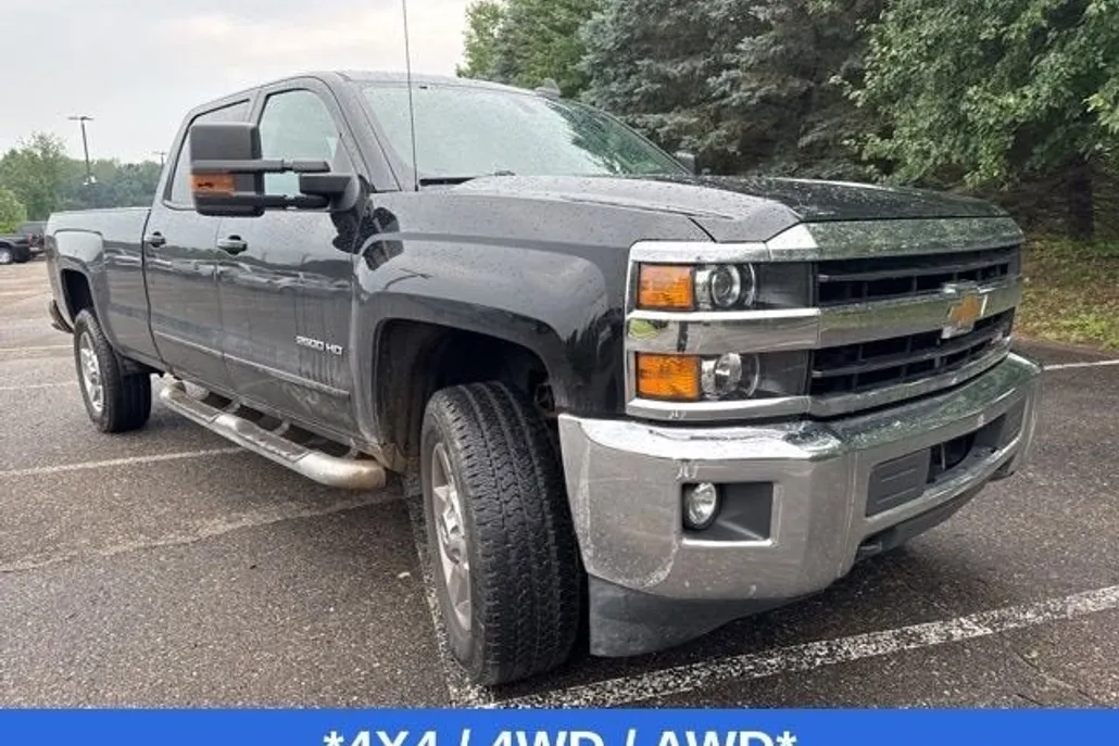 2019 Chevrolet Silverado 2500HD LT photo 1