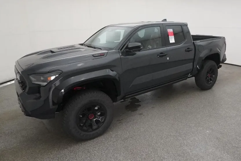 2025 Toyota Tacoma TRD Pro Double Cab photo 1