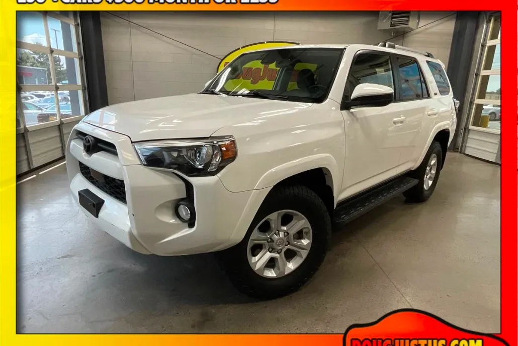 2020 Toyota 4Runner SR5 photo 1