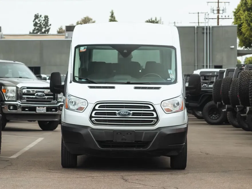2019 Ford Transit Passenger XLT photo 1