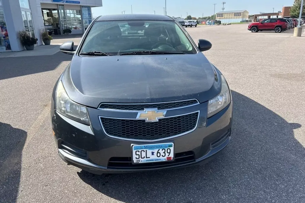 2013 Chevrolet Cruze LT photo 1