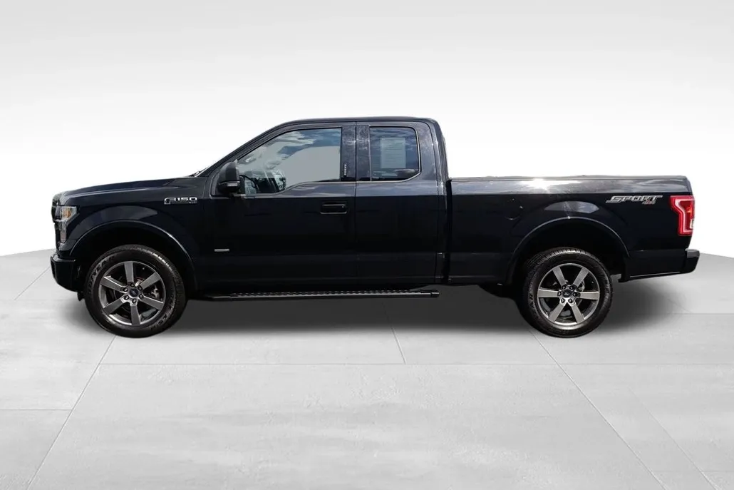 2015 Ford F-150 XLT photo 1