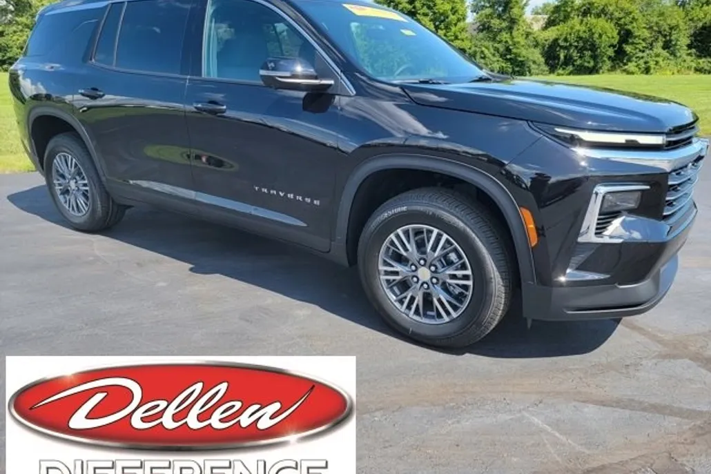 2026 Chevrolet Traverse photo 1