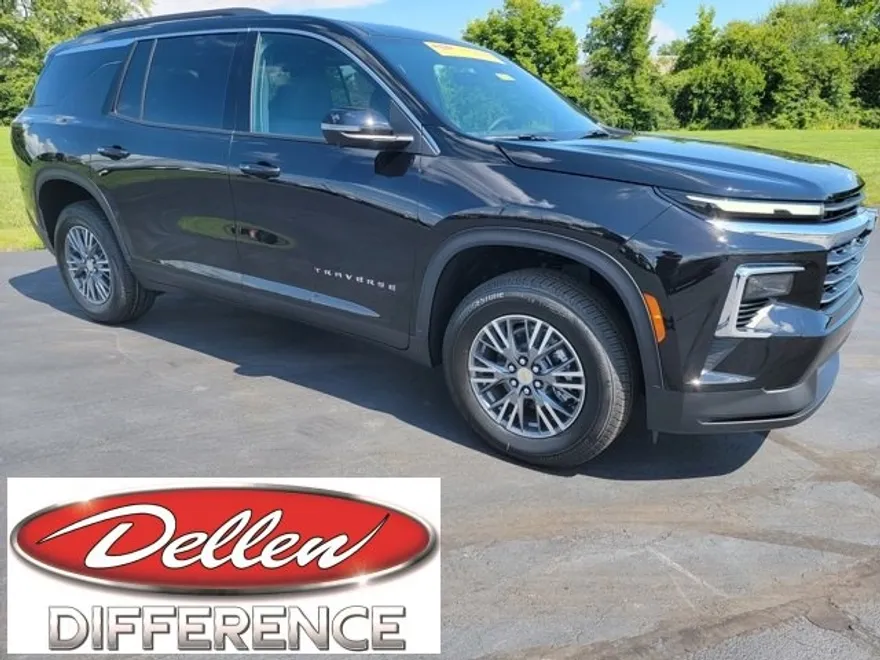 2026 Chevrolet Traverse photo 1