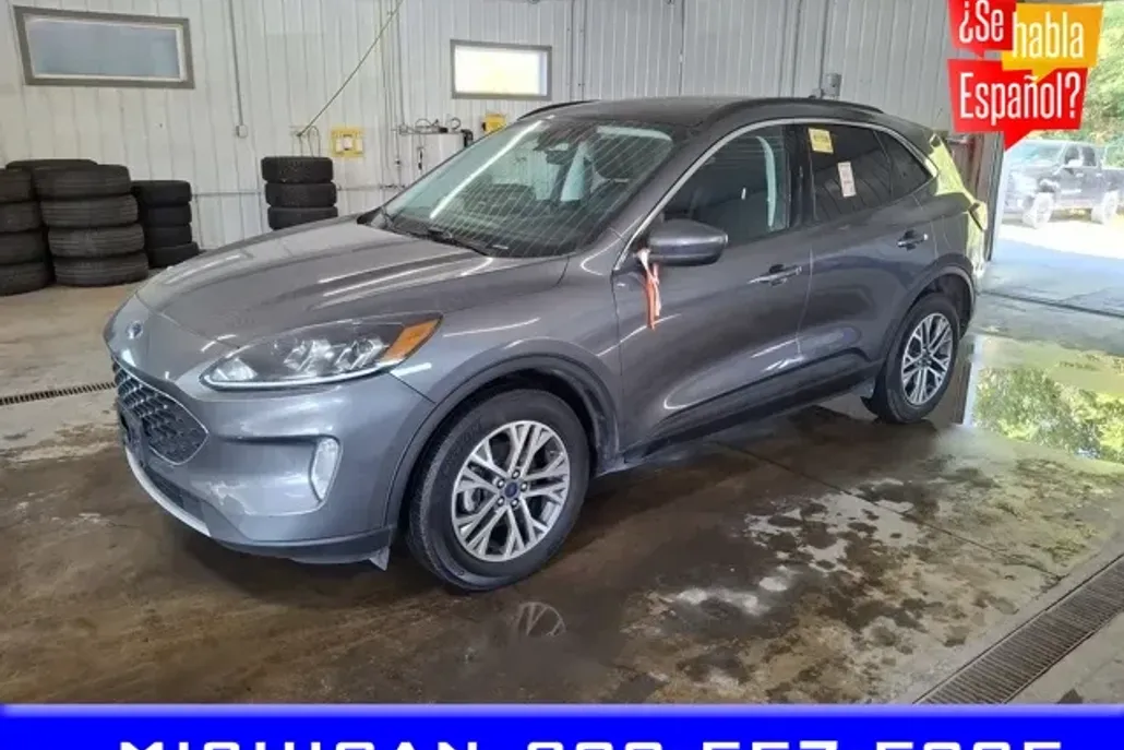 2022 Ford Escape SEL photo 1