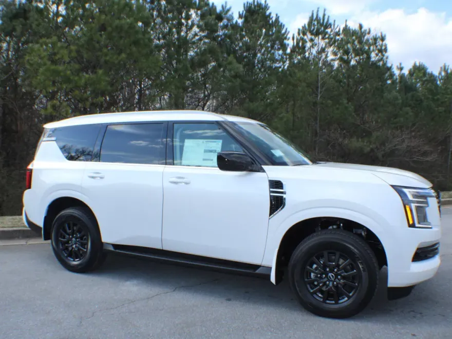 2025 Nissan Armada SV photo 1