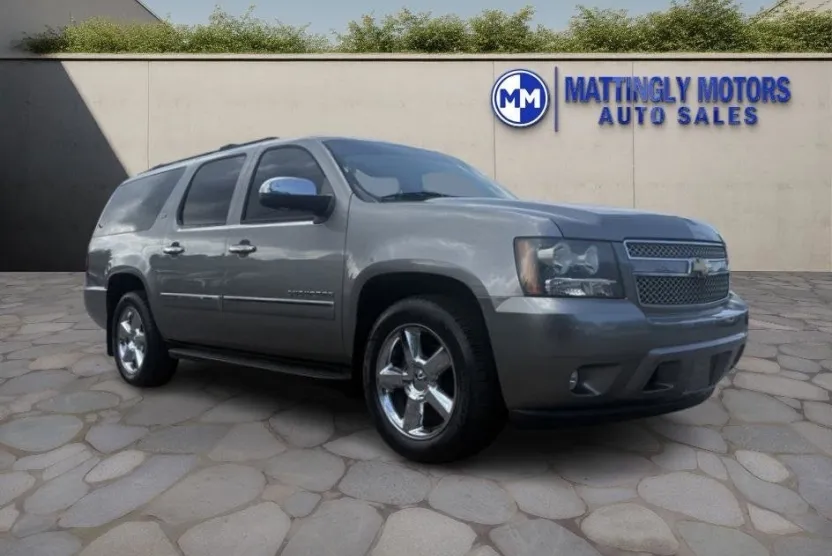 2012 Chevrolet Suburban 1500 LTZ photo 1