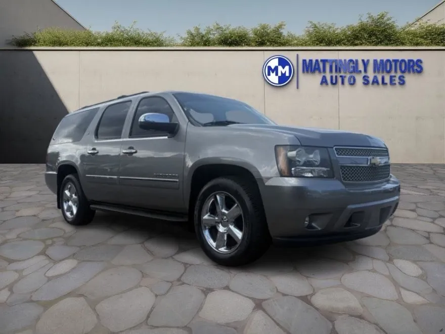 2012 Chevrolet Suburban 1500 LTZ photo 1