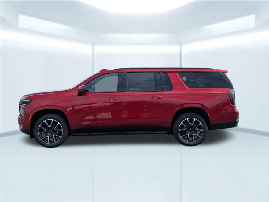2025 Chevrolet Suburban RST photo 1