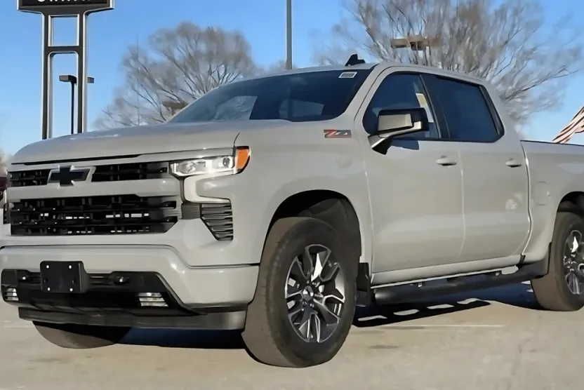 2025 Chevrolet Silverado 1500 RST photo 1