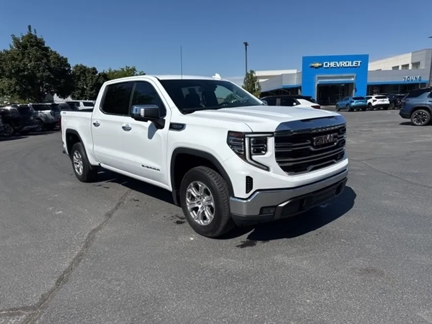 2024 Gmc Sierra 1500 SLT photo 1