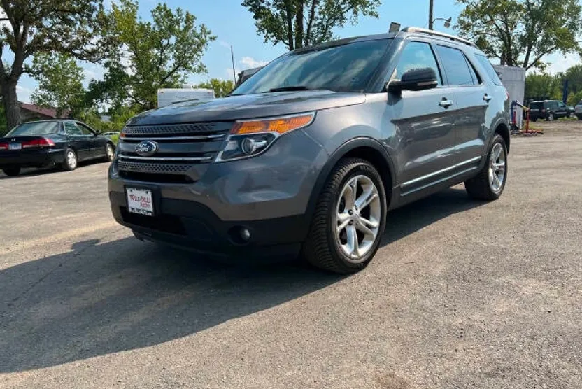 2013 Ford Explorer Limited photo 1