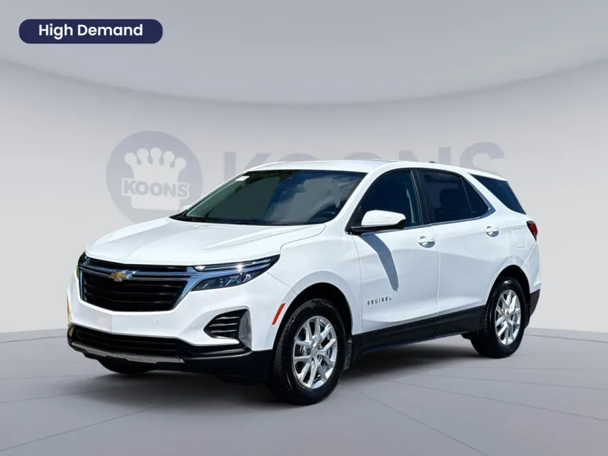 2024 Chevrolet Equinox LT photo 1