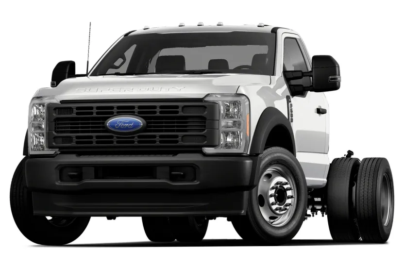 2025 Ford F-600 photo 1