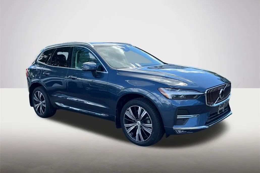 2022 Volvo XC60 Inscription photo 1