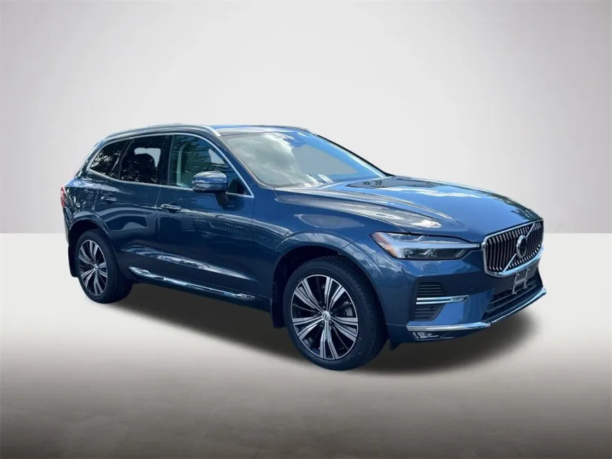 2022 Volvo XC60 Inscription photo 1