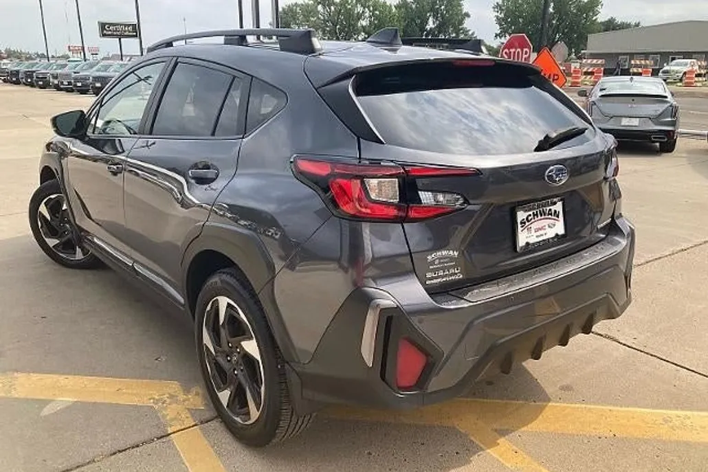 2024 Subaru Crosstrek Limited photo 1