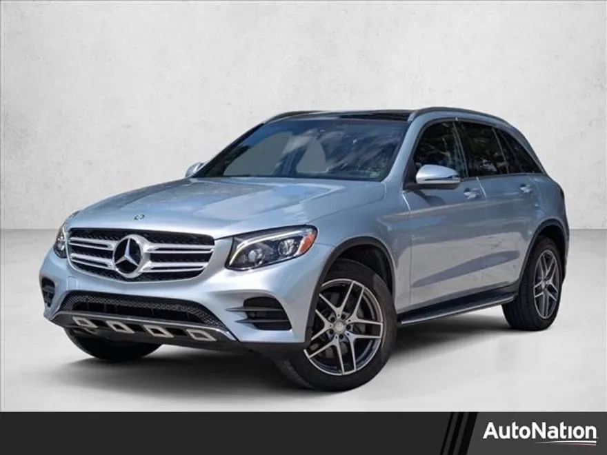 2016 Mercedes Benz GLC 300 photo 1